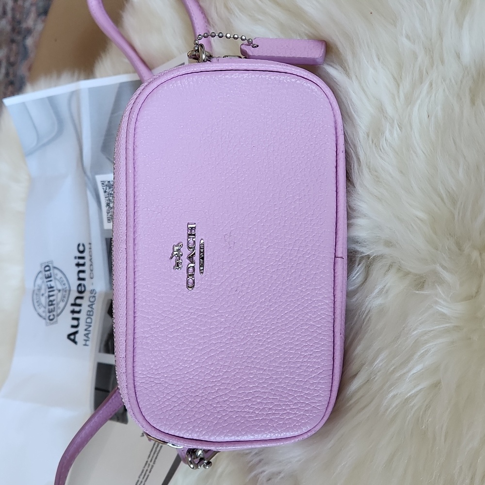 Adorable Coach Pink Leather Double Zippered Mini Camera Crossbody Bag 🩷🌸🩶 - Picture 5 of 16